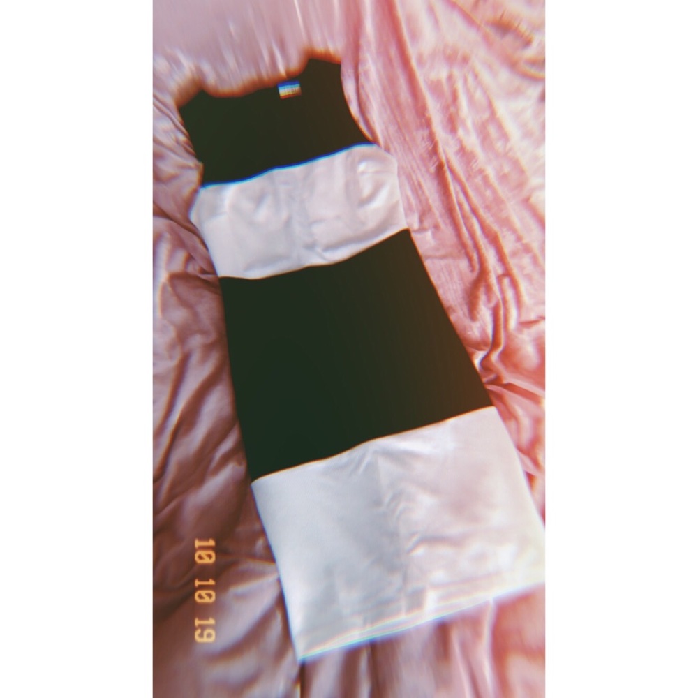 Tobi Black & White Stripe Dress Small